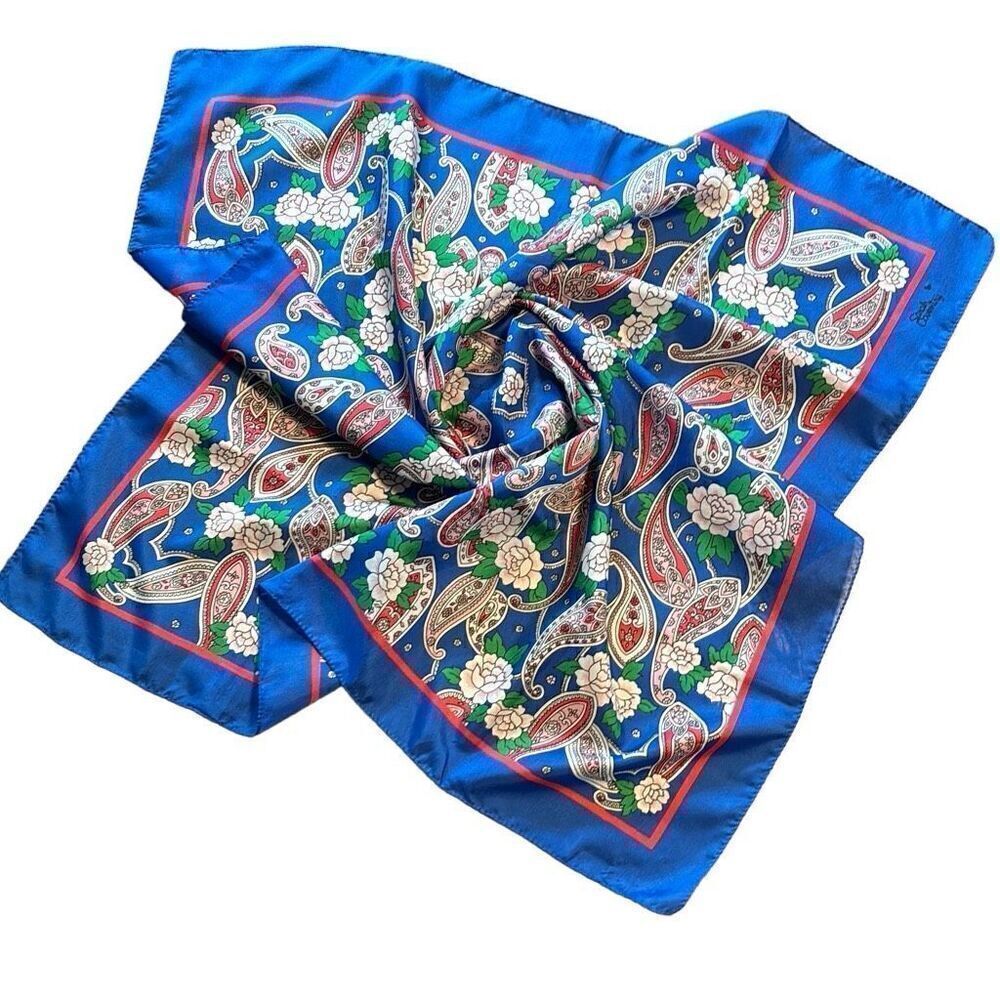 Vintage Sarah Coventry paisley w blue border made in Italy scarf 30” x 30”